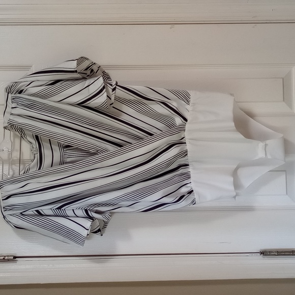 Blouse By Haute Monde - Picture 3 of 10